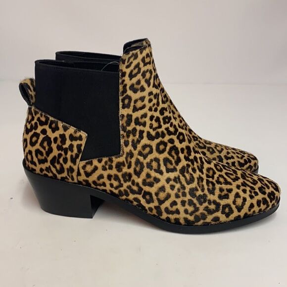 Cole Haan Gia Leopard print calf hair Bootie size 7 1/2B A1 - Picture 10 of 12